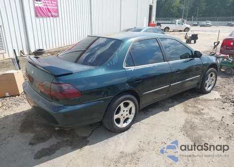 2000 Honda Accord 2.3 Lx из США, поврежденный, VIN 1HGCG5643YA005314